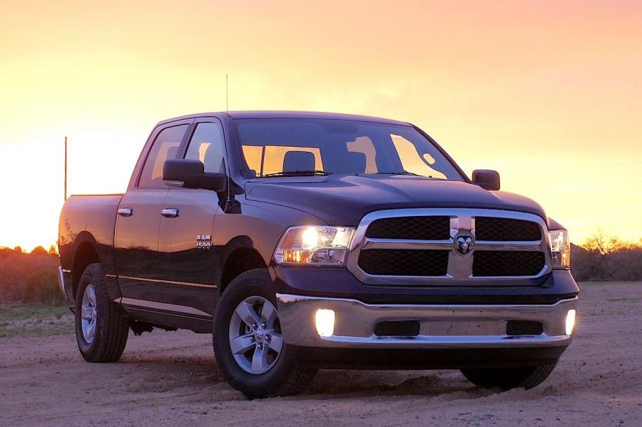  Dodge Ram 1500 2013 года  (фото 106 из 106)